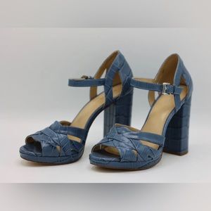 MK Michael Kors Annaliese Embossed Blue Leather Platform Sandal Size 7
